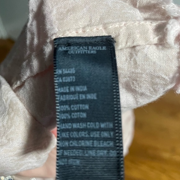 American Eagle Infinity Blush and Gold Scarf - Picture 5 of 9